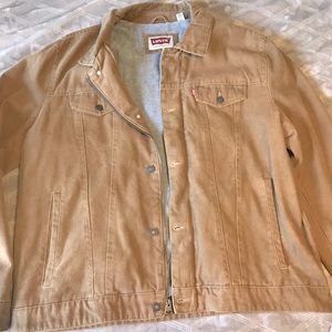 Mens XL Levi denim jacket brand new with tags!